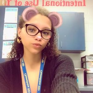 Meet your Posher, Sasha